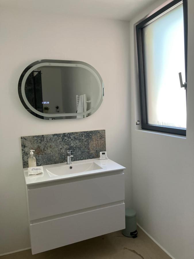 Chambre avec petit-déjeuner en Provence Luberon La Tour-dʼAigues Esterno foto