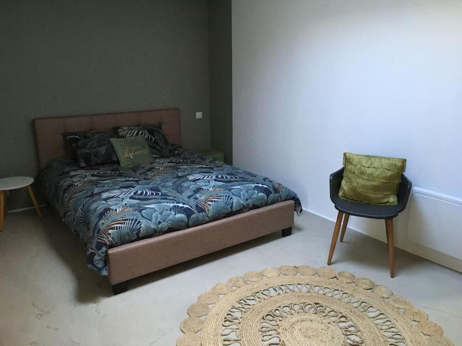 Chambre avec petit-déjeuner en Provence Luberon La Tour-dʼAigues Esterno foto