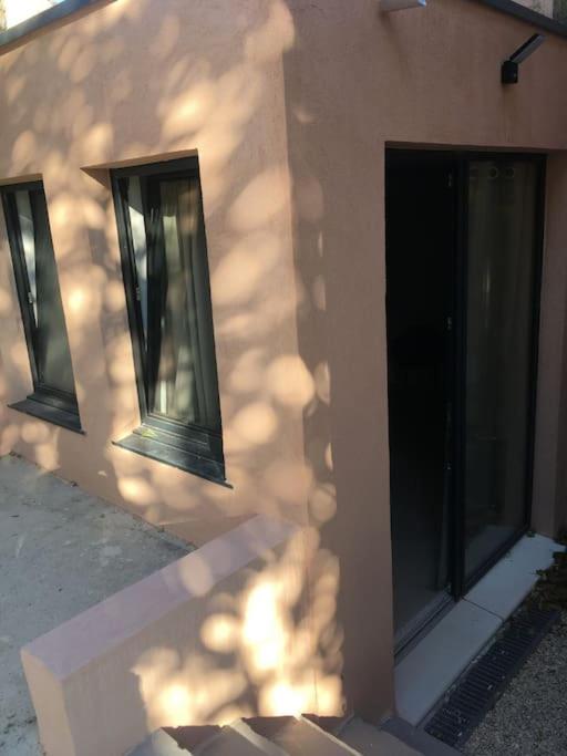 Chambre avec petit-déjeuner en Provence Luberon La Tour-dʼAigues Esterno foto